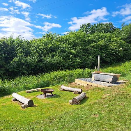 Brackenhill Glamping - Safari Tent With Hot Tub - Sleeps 6 Ivybridge Eksteriør billede
